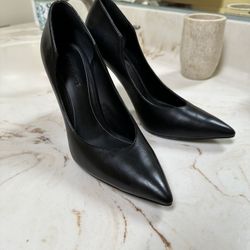 Kendall & Kylie Heels