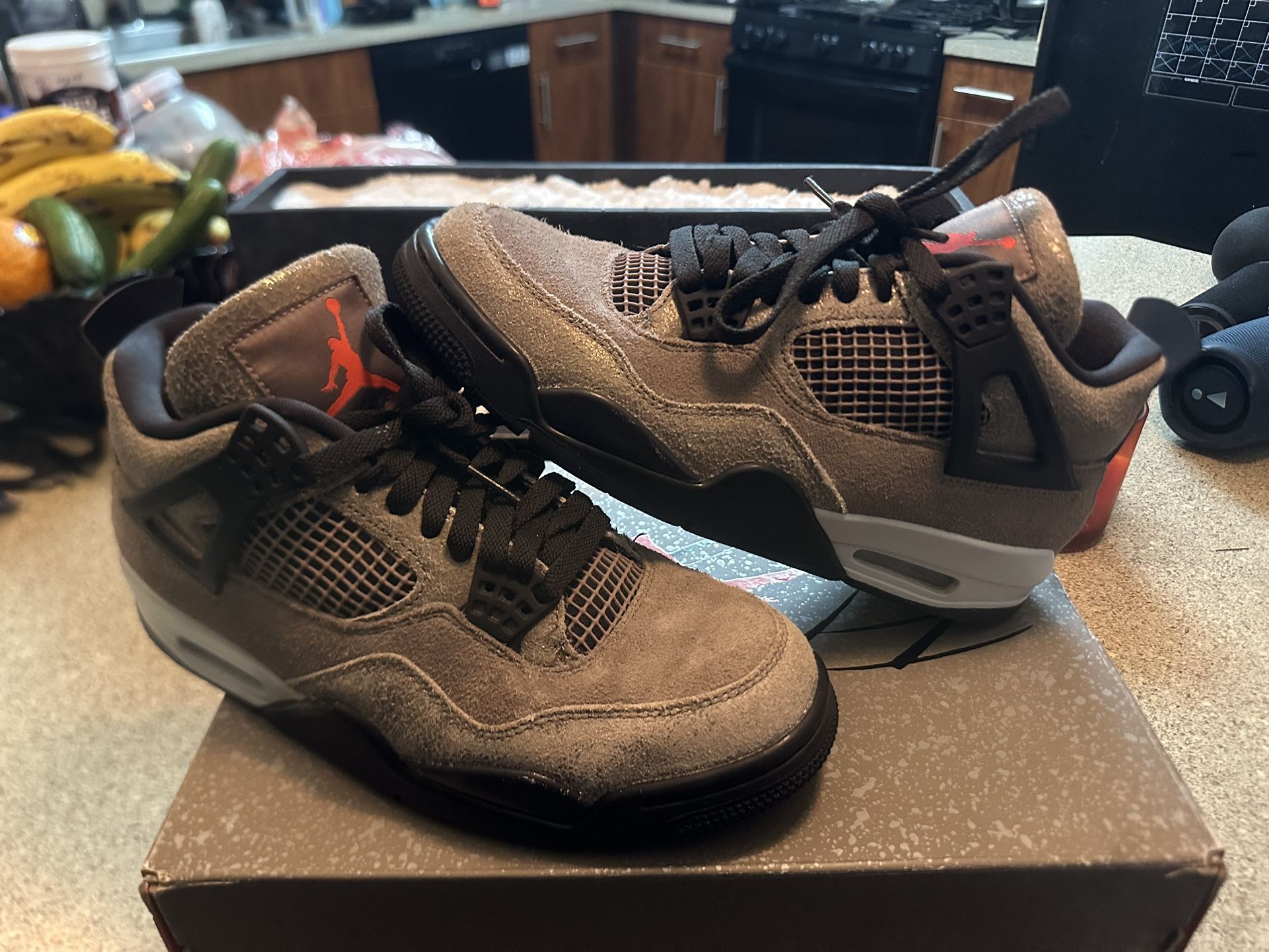Air Jordan 4 Taupe Haze 8.5