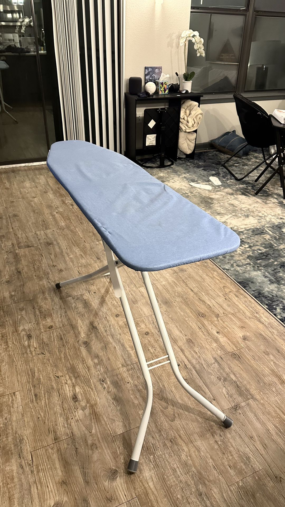 Ironing Table 