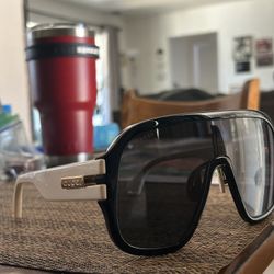 * DESIGNER * FRAMES * GUCCI * AUTHENTIC 