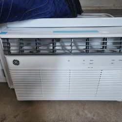 3 AC Units Look Brand New 