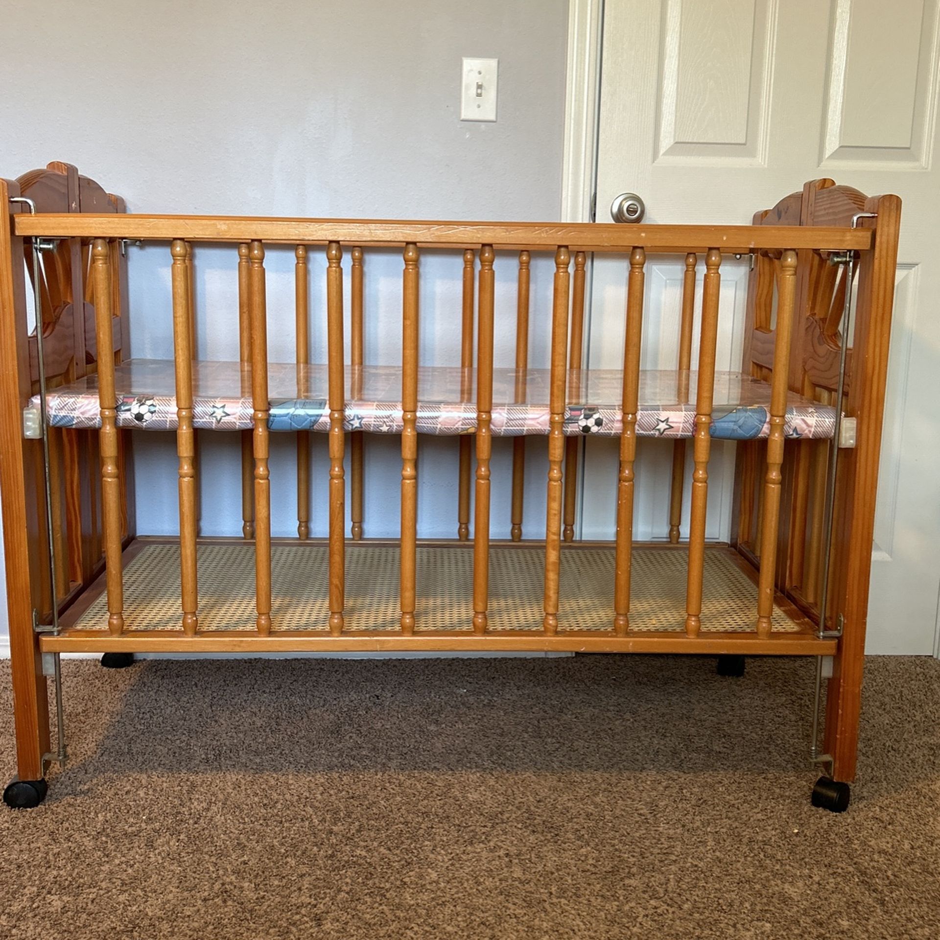 Baby Crib 