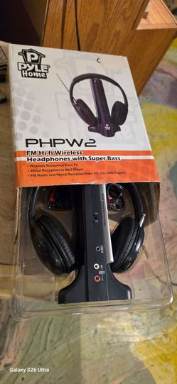 PyleHome PHPW2 FM Hi Fi Wireless Headphones with Super Bass vintage