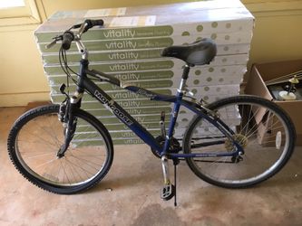 Mongoose Placid 21 Speed Mountain Bike for Sale in Athens GA OfferUp