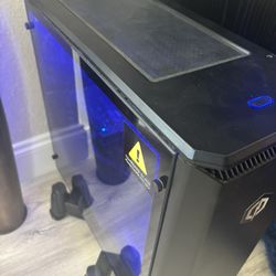 Cybershot Gaming PC With Monitor