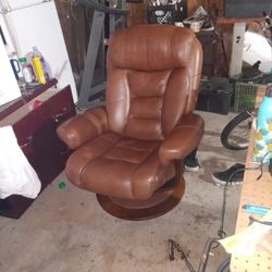 Lazy Boy Leather Recliner 