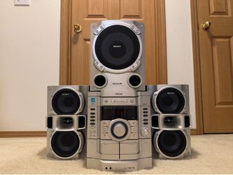 Sony MHC-GX470 400W Mini Hi-Fi Stereo System - 3-CD Changer, Subwoofer, Cassette