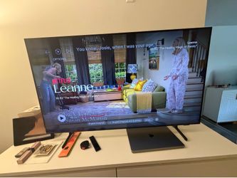 Samsung QLED Q6DA 55” 4K Smart TV (2021) w/ Remote, Stand & Original Box