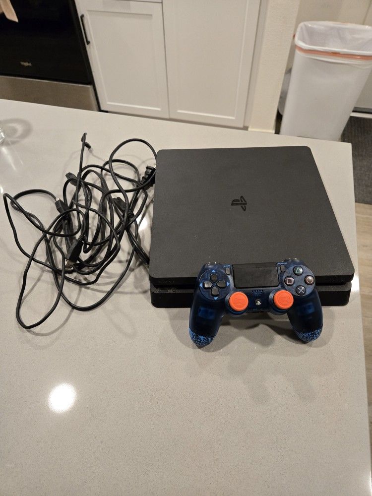 PS4 Console With Custom Controller