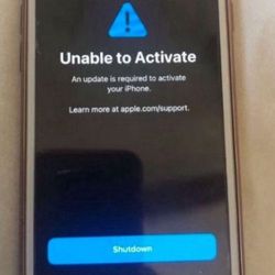   iPhone 7 128gb Rose Gold FOR PARTS