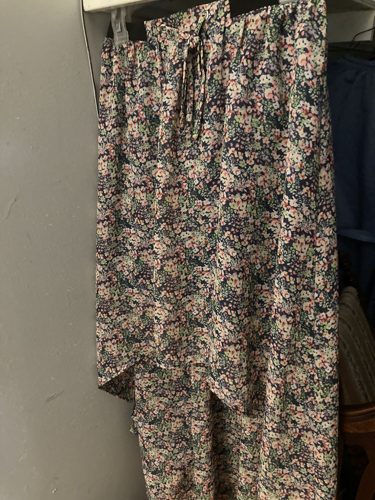 Vera Wang Princess Skirt Size XS