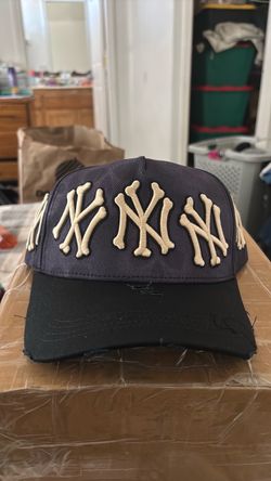 NY Yankees Distressed Baseball Cap dandy