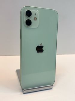 Apple iPhone 12 64gb. ( Unlocked Phone )