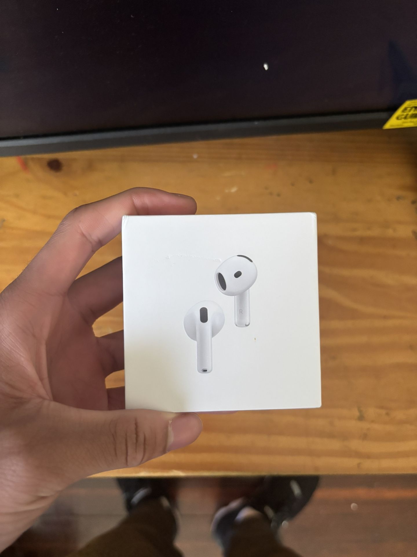 AirPods 4 With Active Noise Cancellation