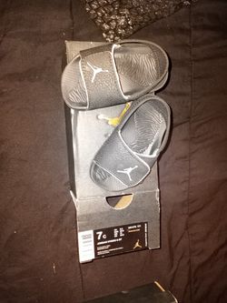 Brand New Jordan Sandles