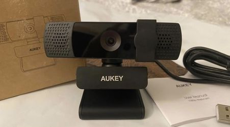 AUKEY WEBCAM 