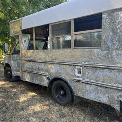 2000 Ford E-350
