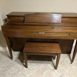 Becker Piano
