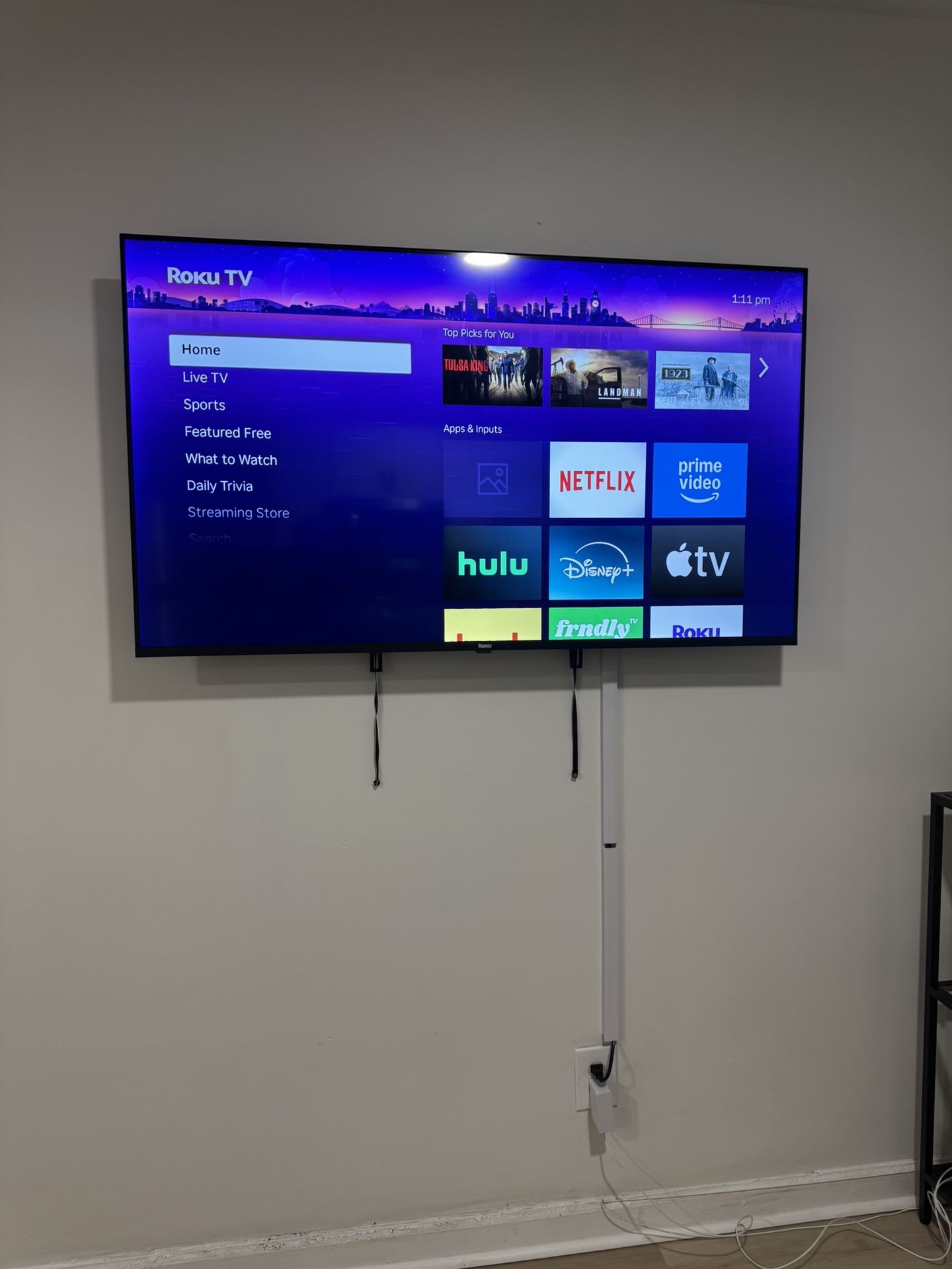Roku Smart TV 55” (2025 Select Series) – 4K HDR with Enhanced Voice Remote