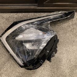OEM - 2022-2024 Kia Sportage SX EX LX Headlight LED LH Driver Side 92101DW000