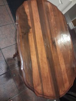 Vintage Solid Wood Console / Hall Table – Scalloped Edge – Colonial Revival Style