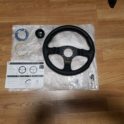 Momo Steering Wheel