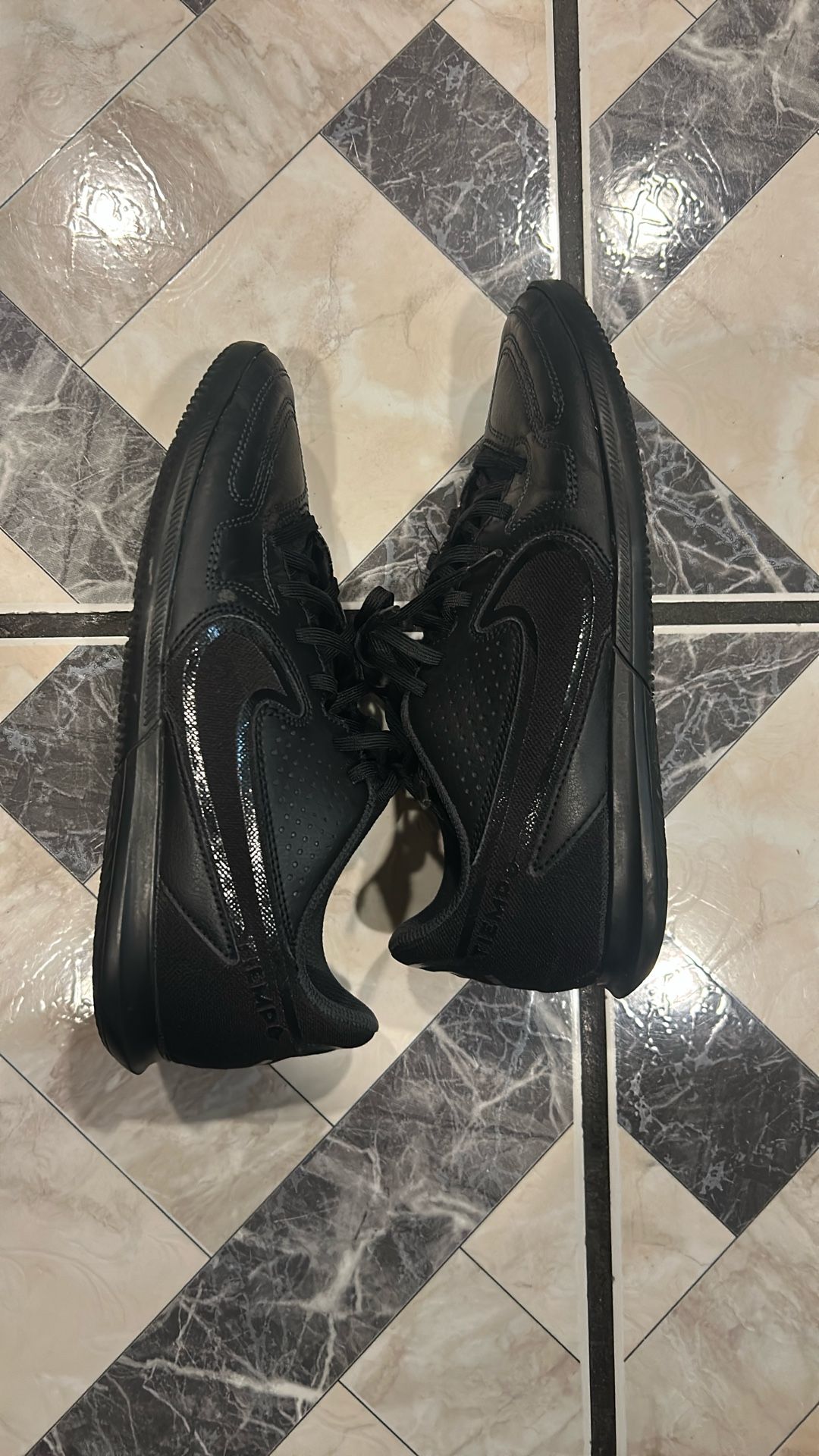 Nike Tiempo Indoor Soccer Shoes
