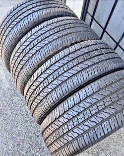 ✅255 65 R 17 Goodyear tires en perfectas condiciones de Vida
