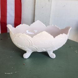 Vintage 1950's Jeannette Pink Milk Glass Lombardi Bowl 