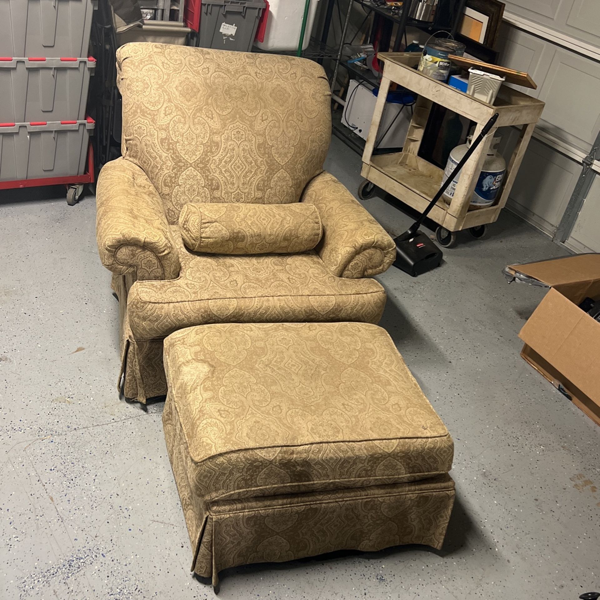3 Pc Couch With Ottoman