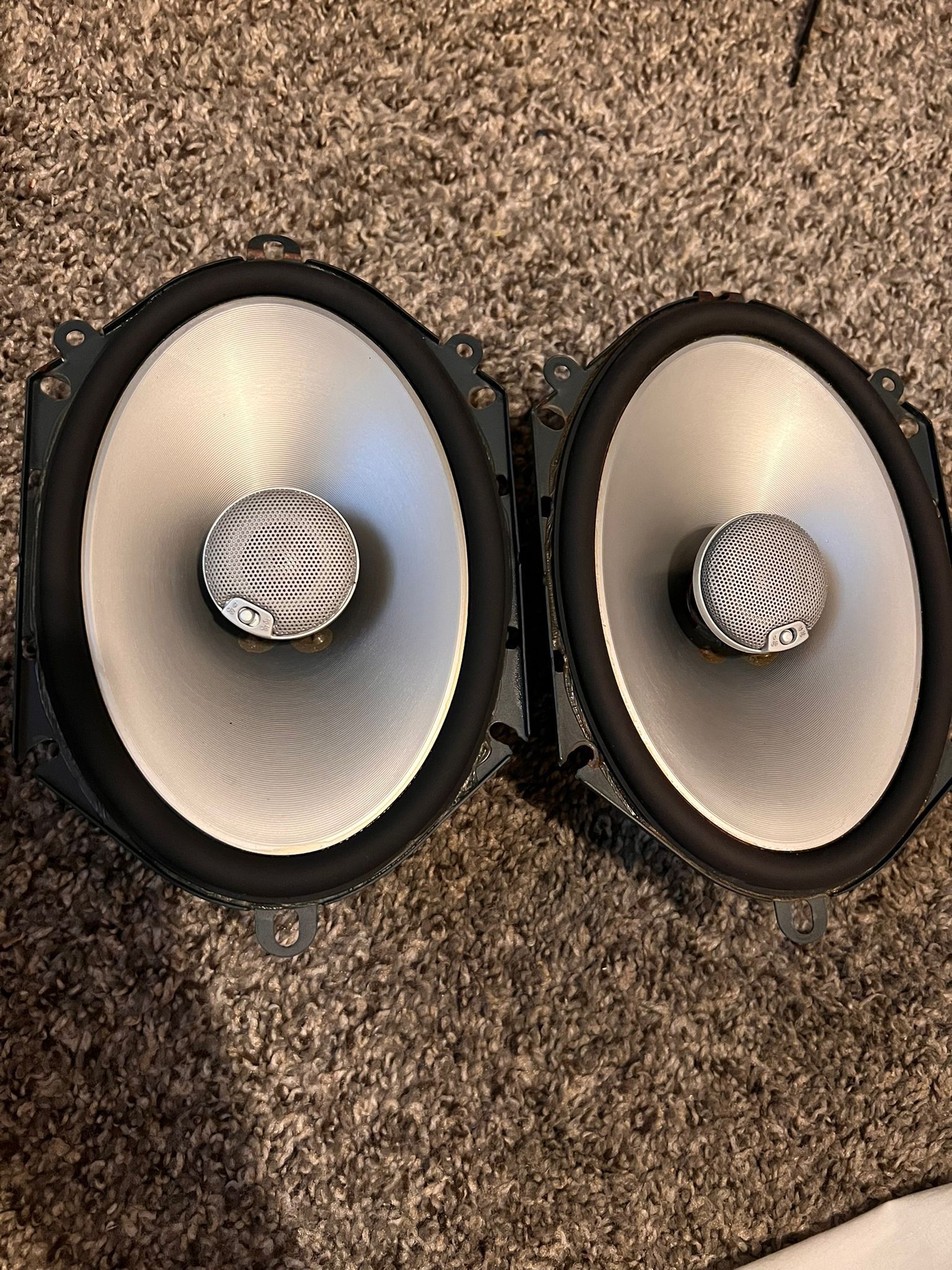 6x8 Infinity Speakers 