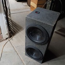 Dual 12s Rockford Fosgate P1