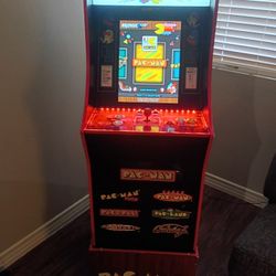 Pac Man Arcade Game 