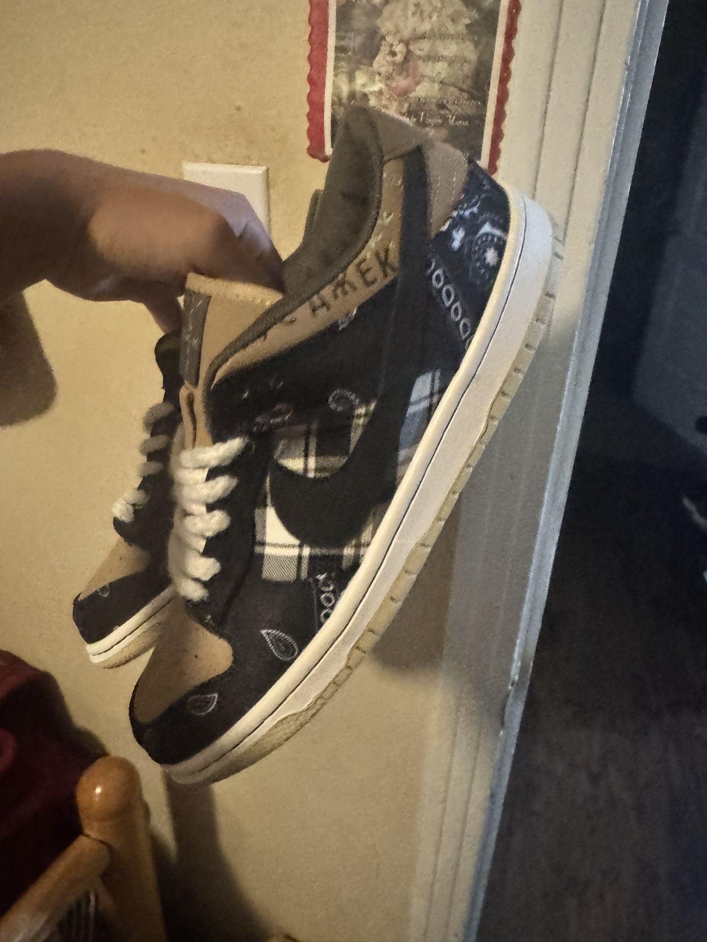 Travis scott sb dunks 9.5
