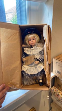 Collectibles - Dolls #5