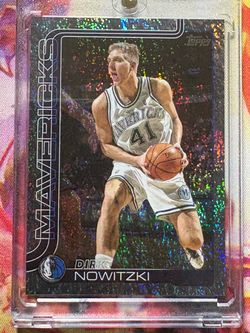 Dirk Nowitzki Topps Dallas Mavericks Basketball Card
