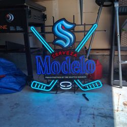 Kraken Modelo Neon