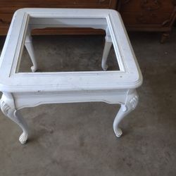 Side Table Missing Glass Center Real Wood (Buy Or Trade)