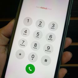 iPhone 11 😨 📱 🔳 🕸 SCREEN  🛠📲👌✅😊