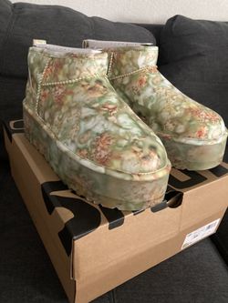 UGG x Collina Strada (Unisex) 