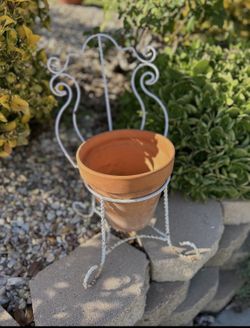 Metal Chair Planter