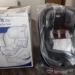 NEW Chicco NextFit Zip Convertible Car Seat