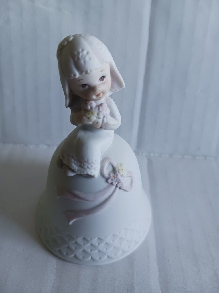 Bell Bridal - The Christopher Collection  - 1984 - #04031 - Lefton China