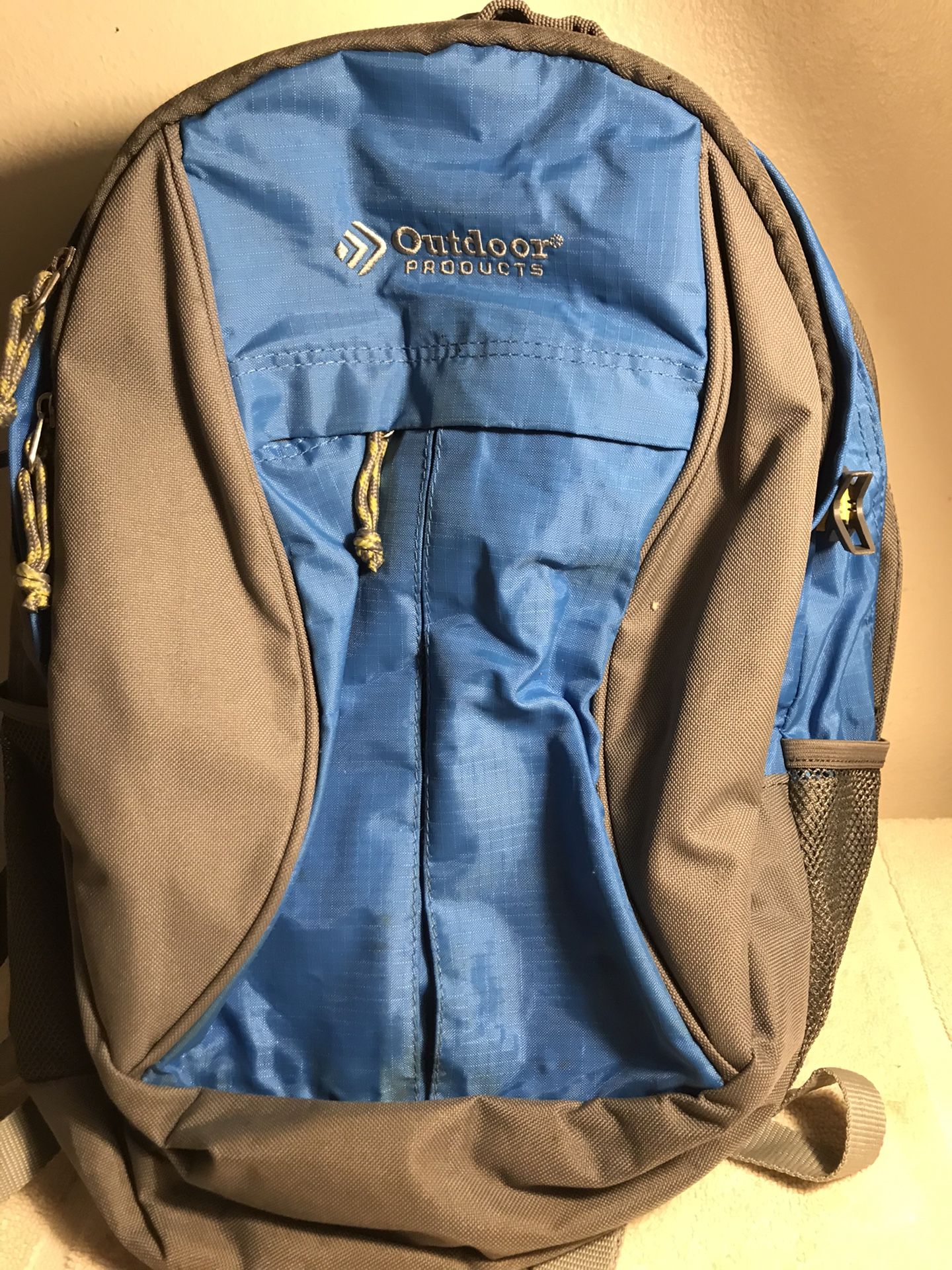 OUTDOOR BACKPACK