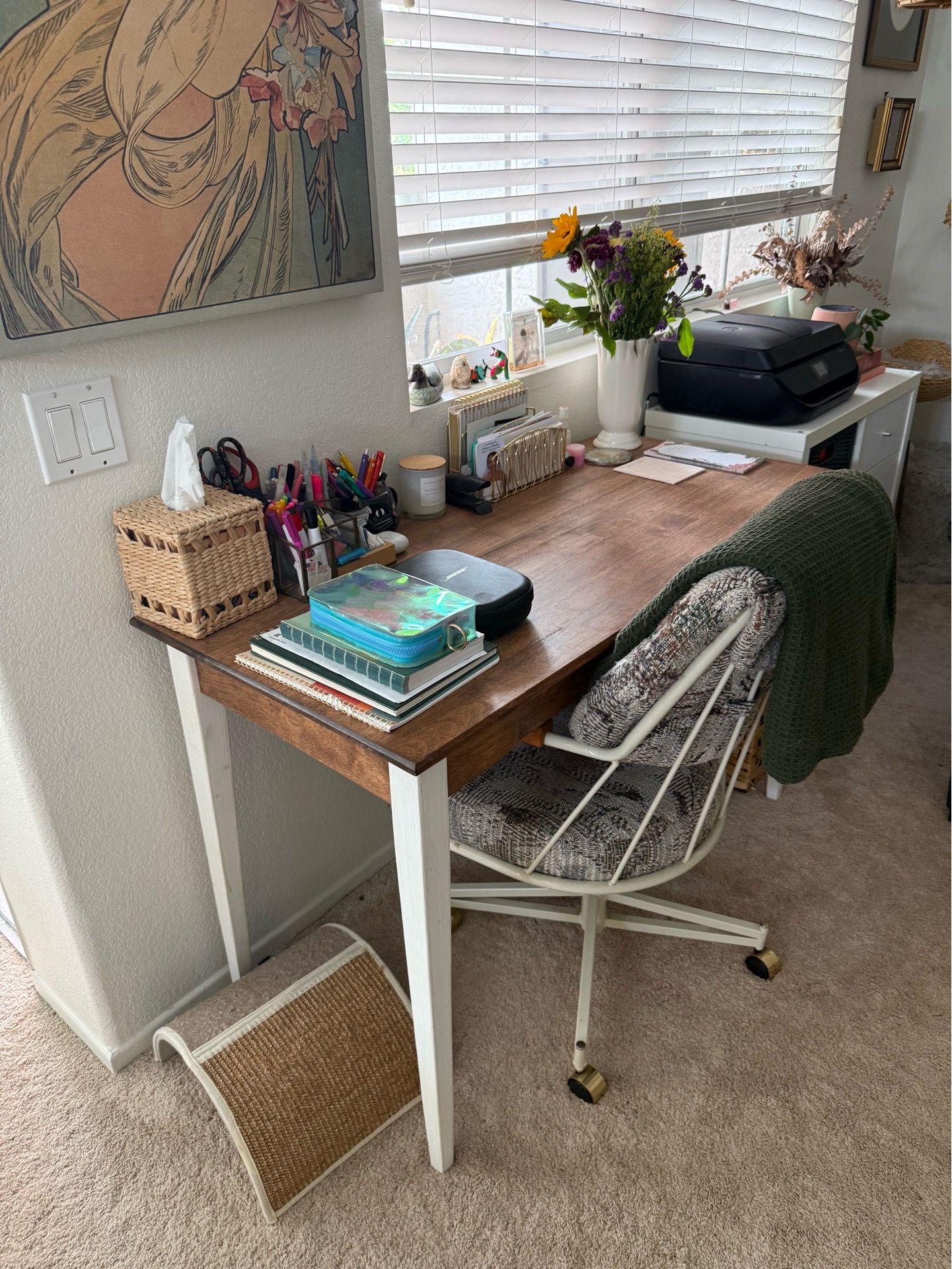 Desk & chair