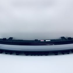 2022-2025 RIVIAN R1T R1S CENTER HEADLIGHT LED OEM (126) 
