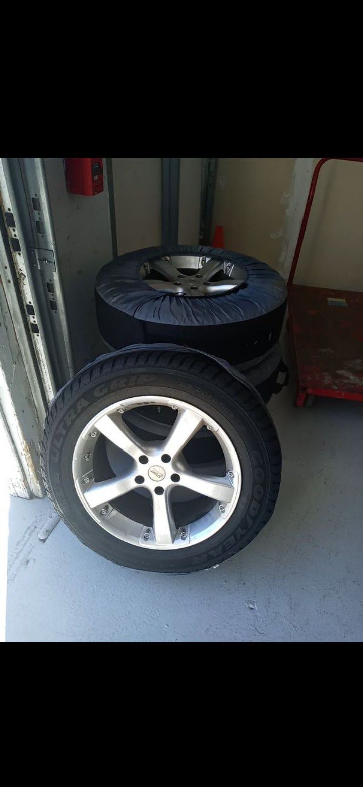 18 inch aftermarket rims brand new tires great condition 5×114.3