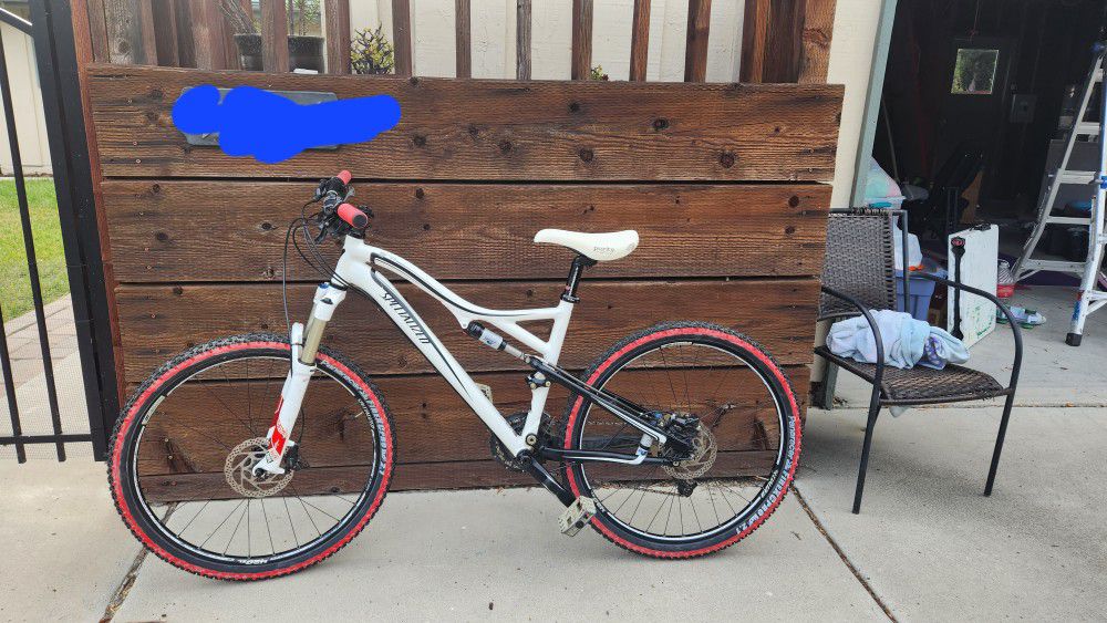 Specialized Full Suspension Mountain Bike 