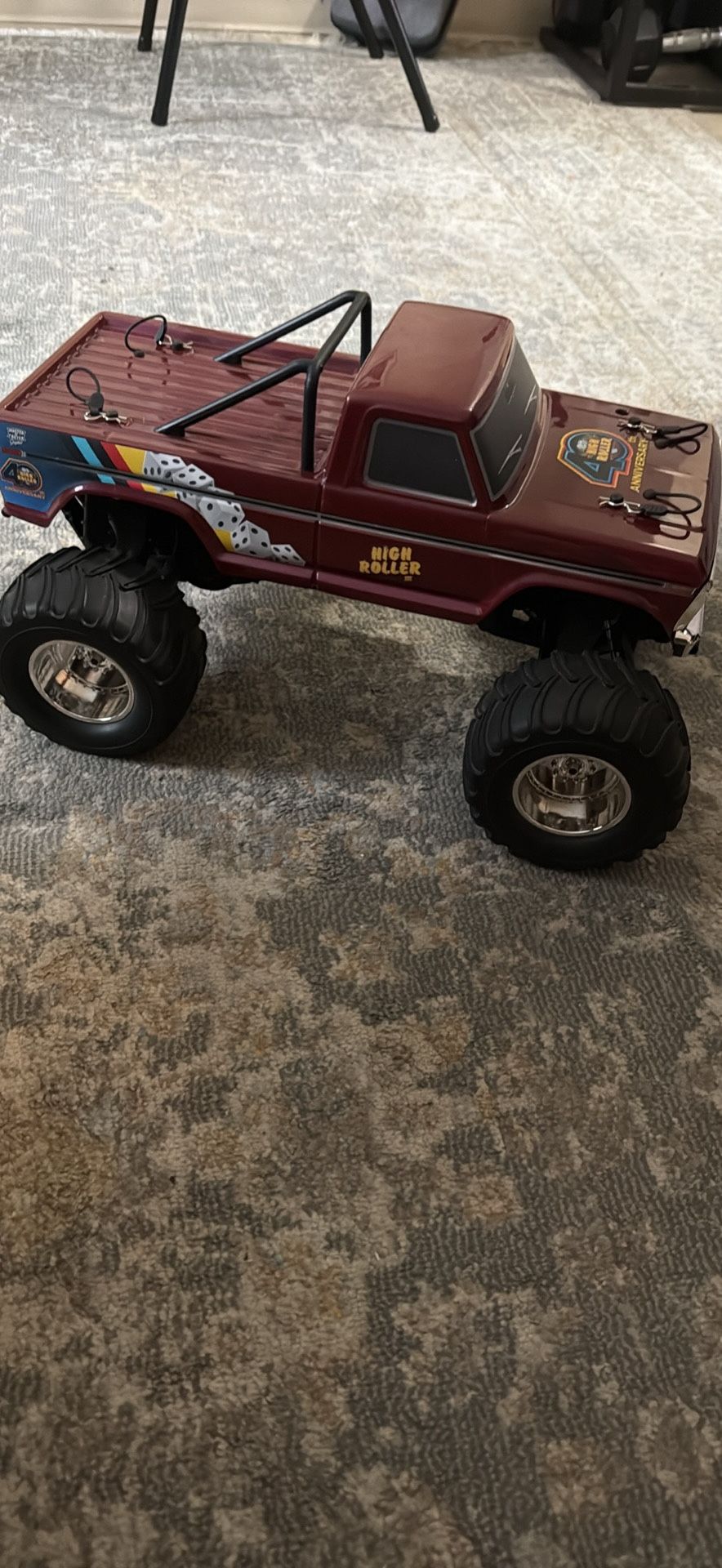 FMS 1:1O Ford F100 Monster Truck RTR