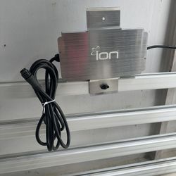 Ion LED Grow Light / New / No Box 